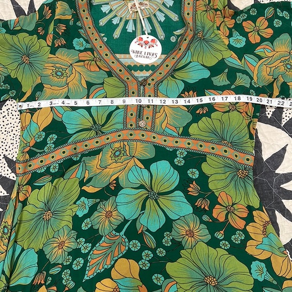 Nine Lives Bazaar Empire Dress Emerald Green💚🍀 - Picture 13 of 16